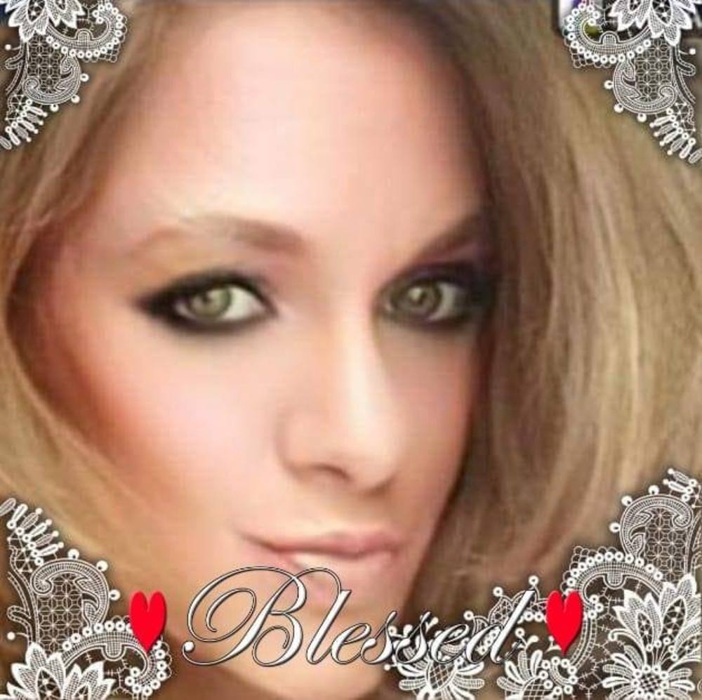 Meet your Posher, Connie